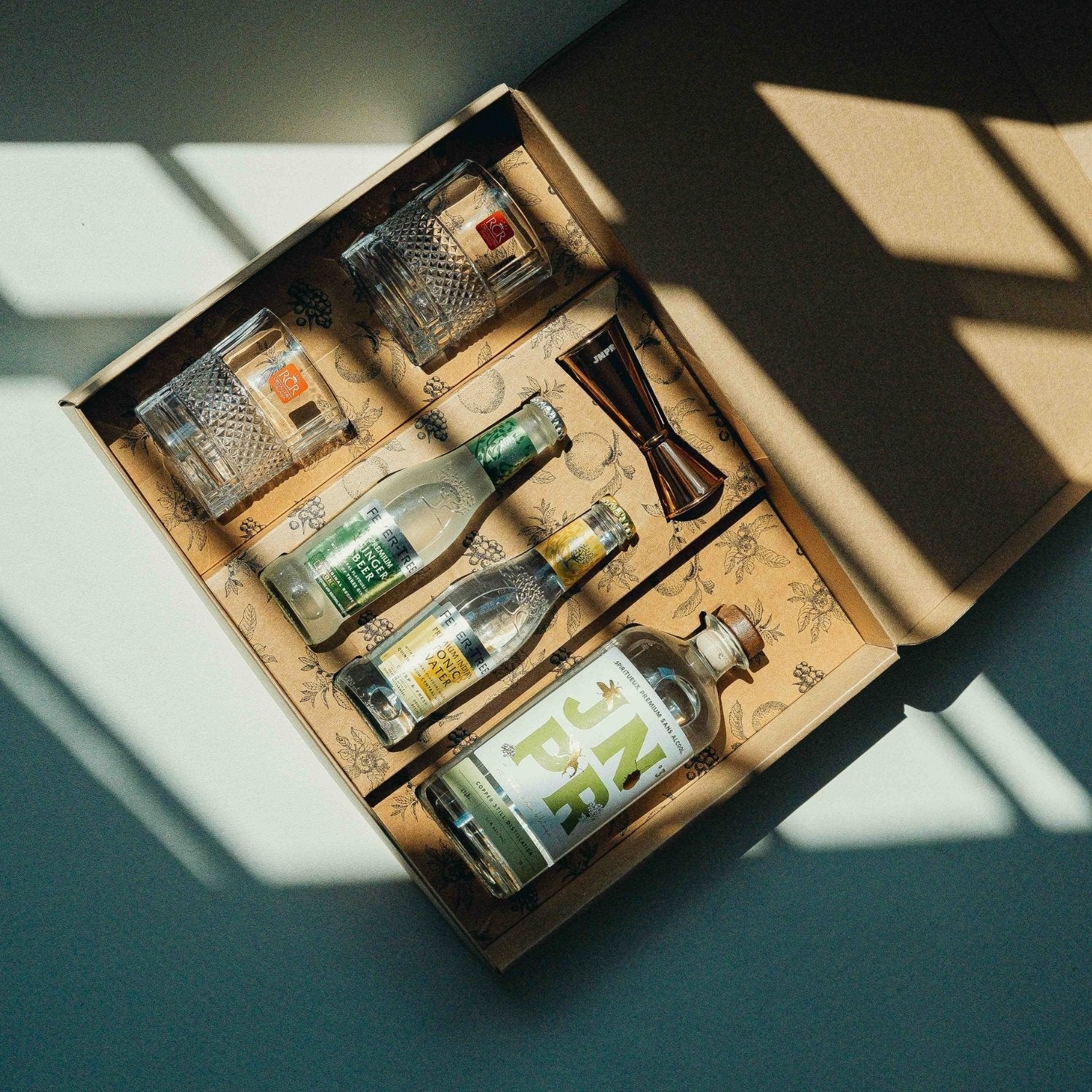 Miniature 1